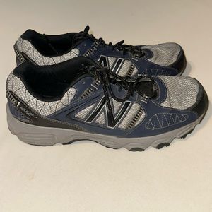 Like-new Men’s Extra-Wide 4E Size 13 New Balance Trail Running Shoes